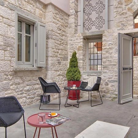 Hotel Boulgari Ioannina Buitenkant foto