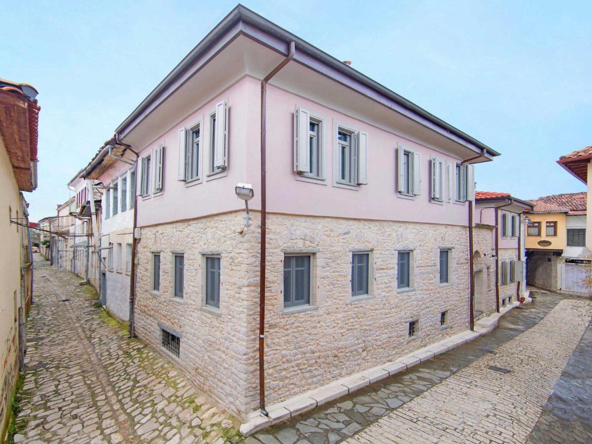 Hotel Boulgari Ioannina Buitenkant foto