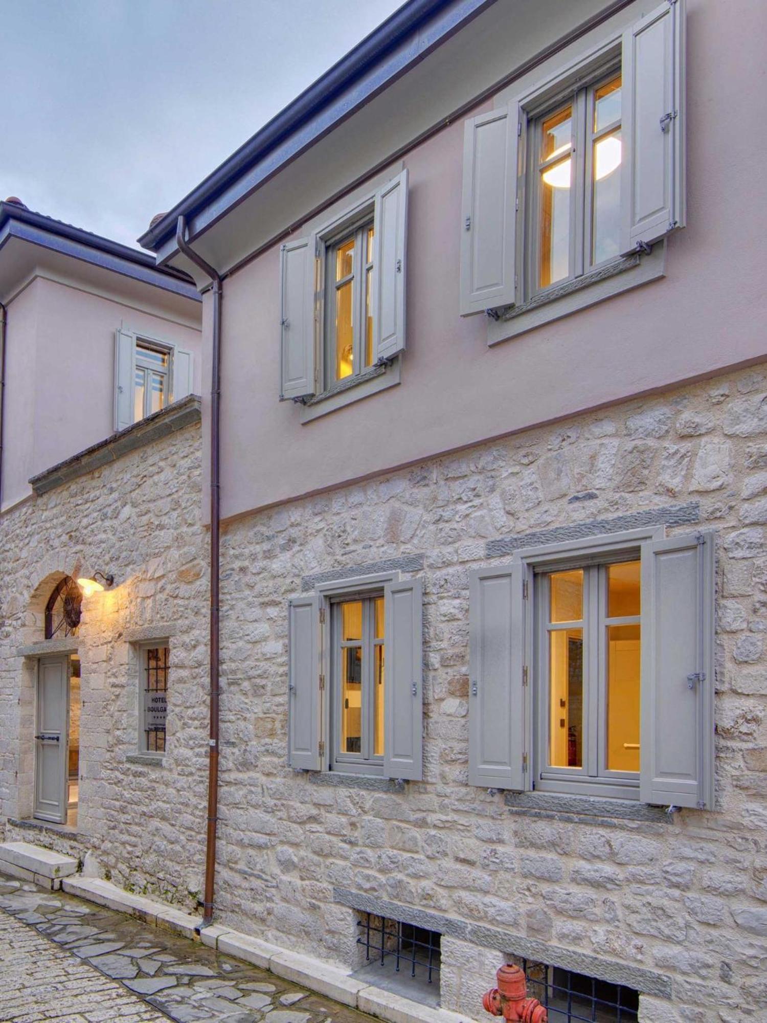 Hotel Boulgari Ioannina Buitenkant foto