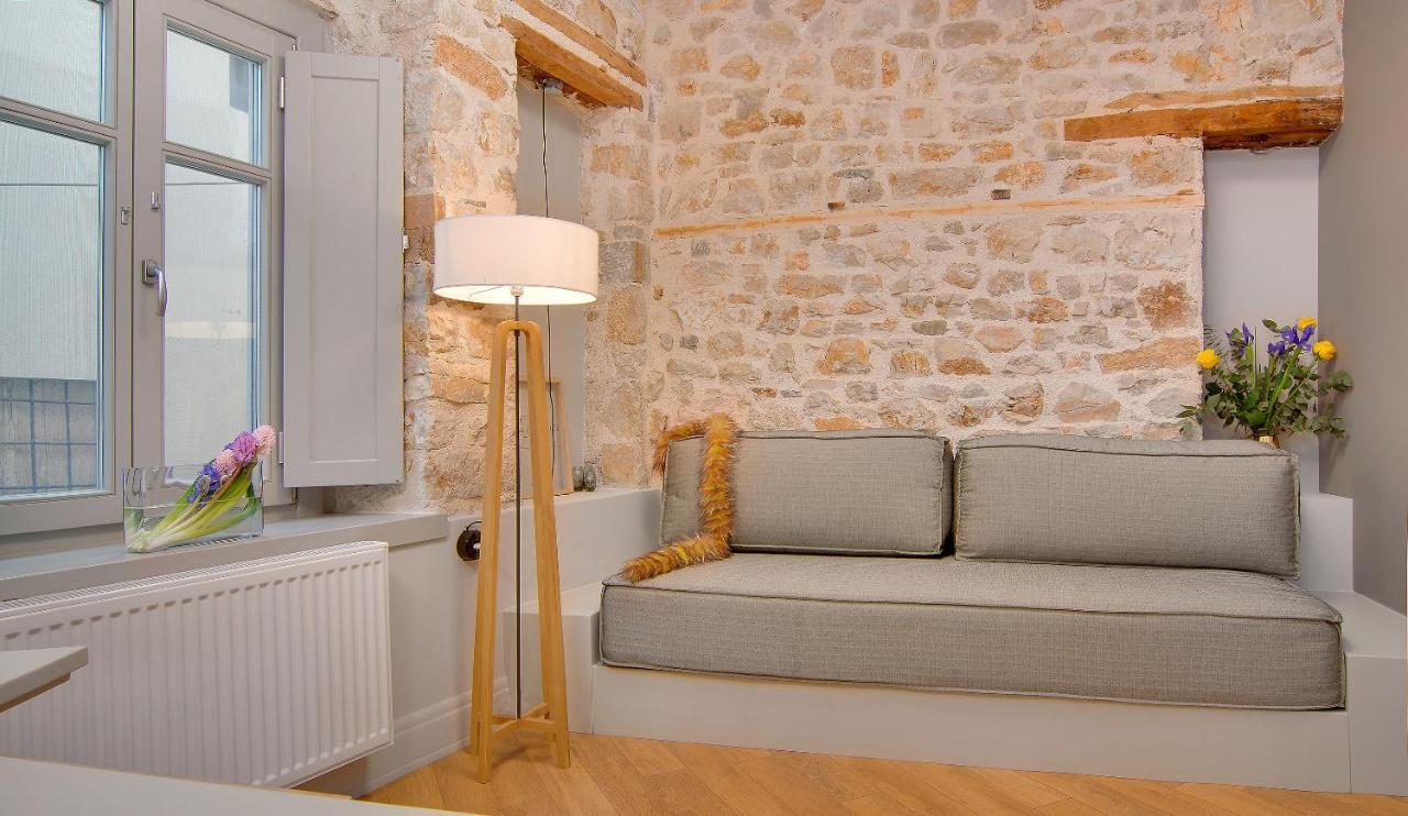 Hotel Boulgari Ioannina Buitenkant foto