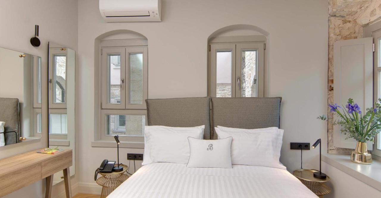 Hotel Boulgari Ioannina Buitenkant foto