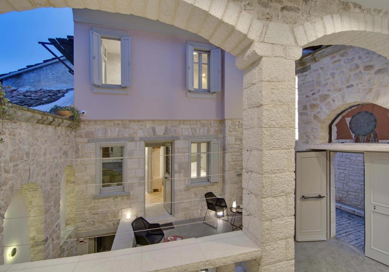 Hotel Boulgari Ioannina Buitenkant foto